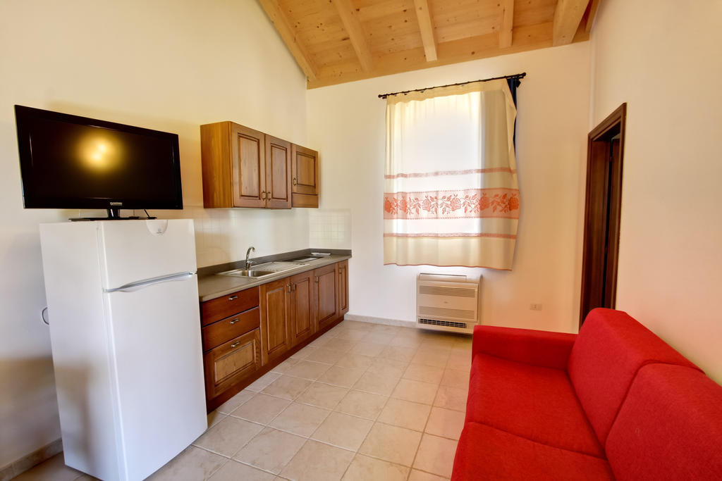 La Corte Dei Rei Aparthotel Castiadas Δωμάτιο φωτογραφία