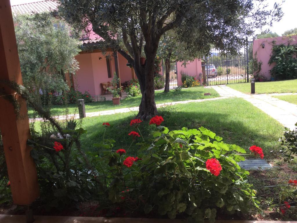 La Corte Dei Rei Aparthotel Castiadas Εξωτερικό φωτογραφία