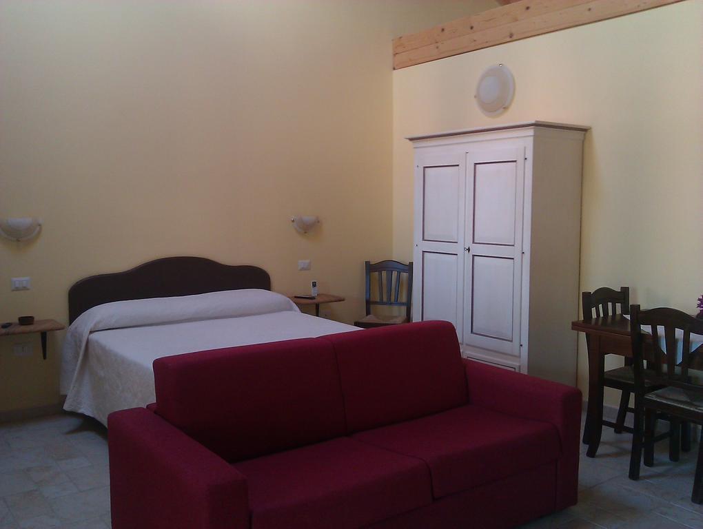 La Corte Dei Rei Aparthotel Castiadas Δωμάτιο φωτογραφία